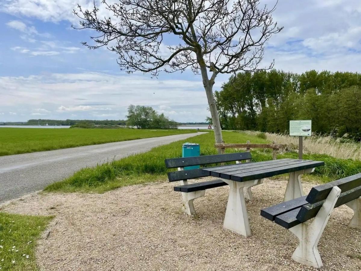 Holiday home Aan De Vijver